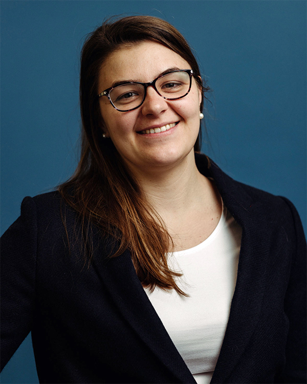 bio-Emily Isgur Emily Isgur